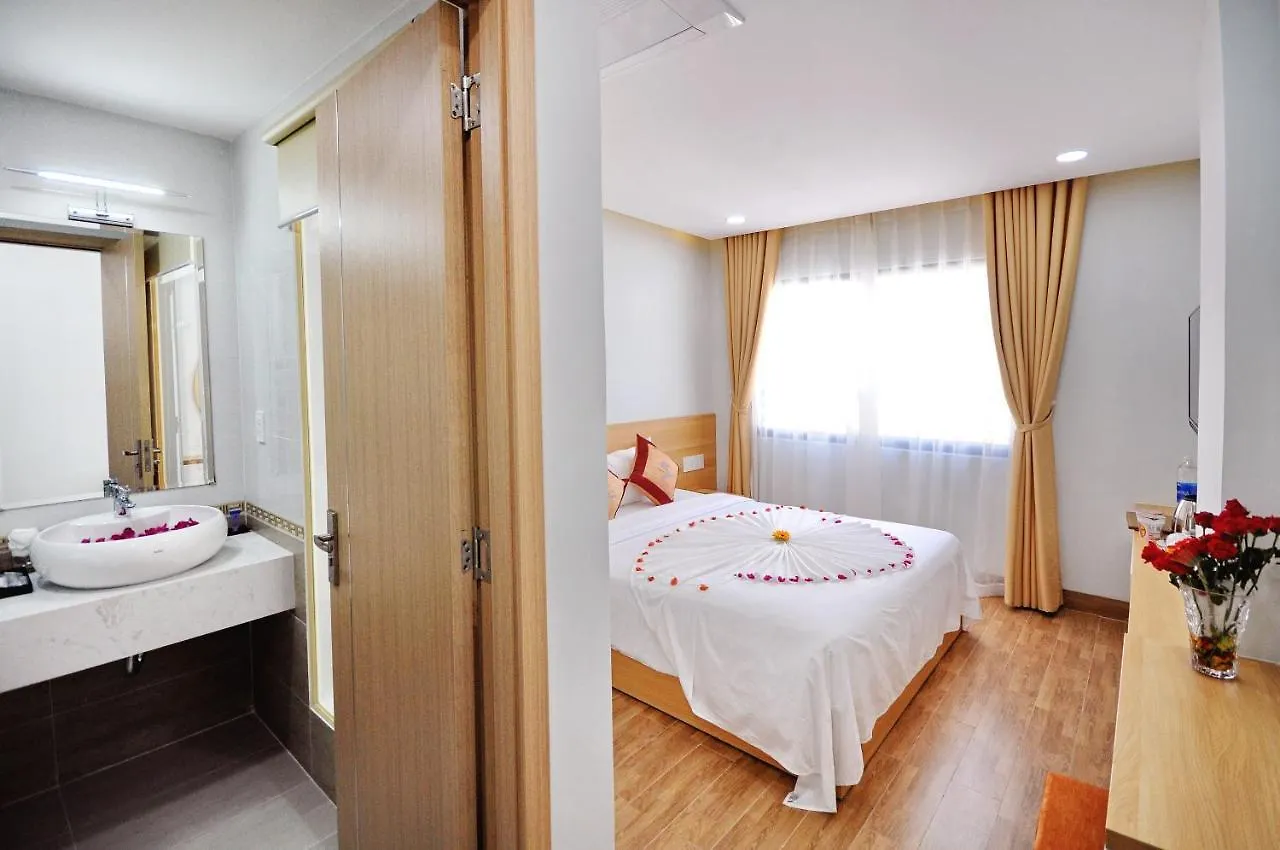 ***  Diamond Blue Hotel Nha Trang Vietname